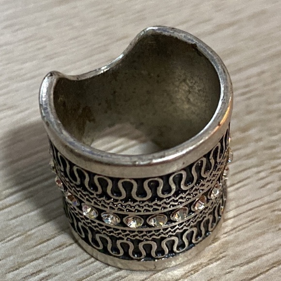 Express Sparkle Cigar Band Wide Crystal Bohemian Goth Ring Stainless Steel - Picture 14 of 14